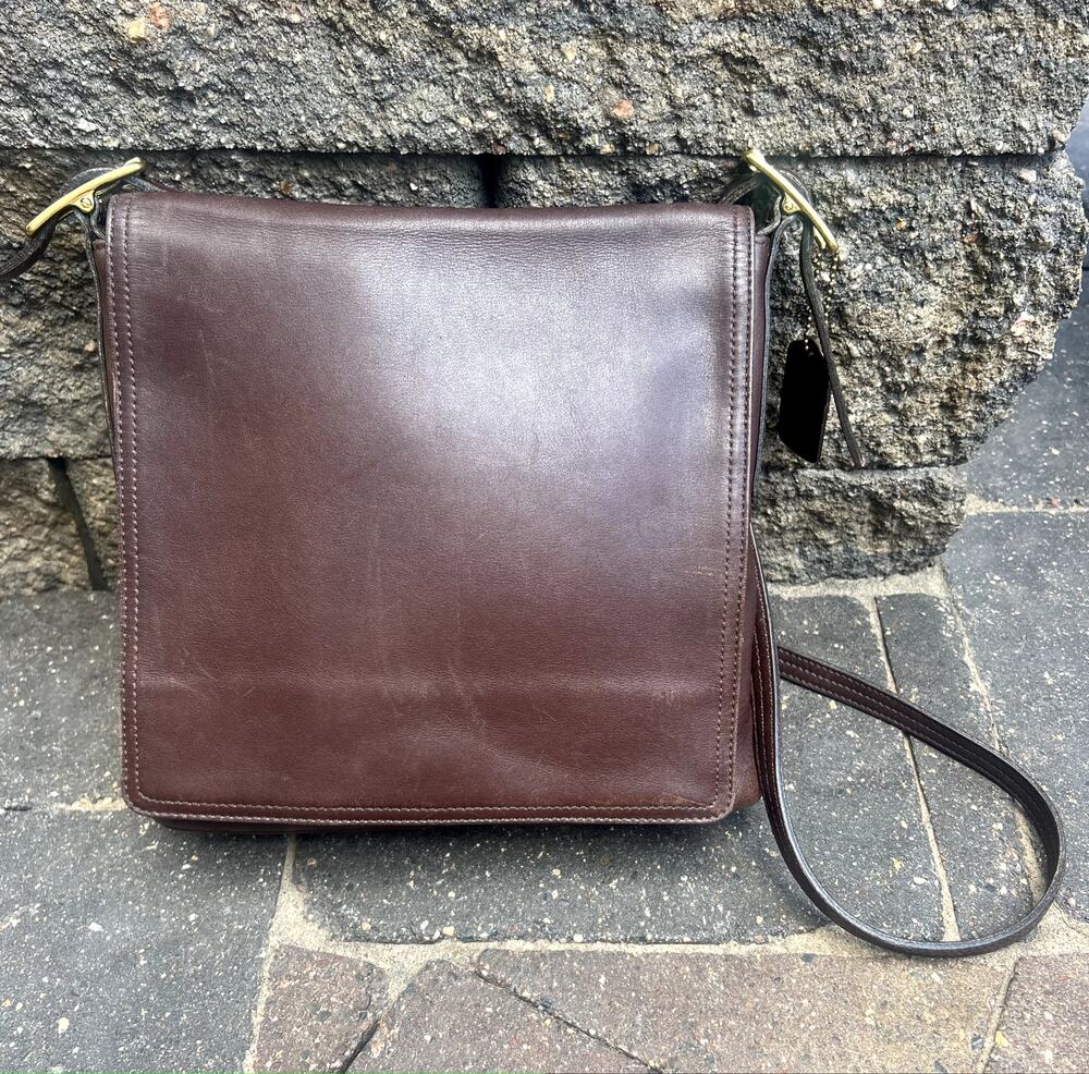 Vintage Coach Monterey Flap dark brown leather shoulder bag
